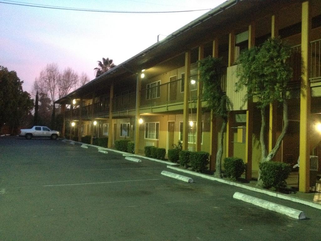 Parkside Inn Fresno Luaran gambar